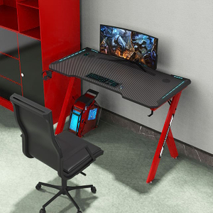 Gaming-Schreibtisch, LED-R-förmiger Karbonfaser-Desktop-Home-Office-Schreibtisch mit Mauspad, Getränkehalter und Kopfhörerhaken, 47 Zoll, Rot
